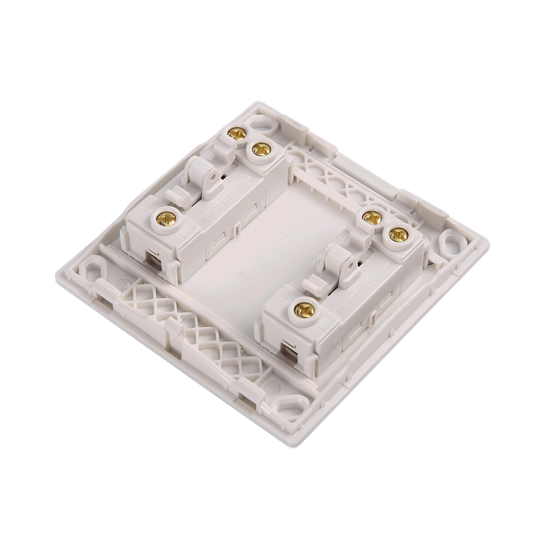 M7 two-bit dual-control switch