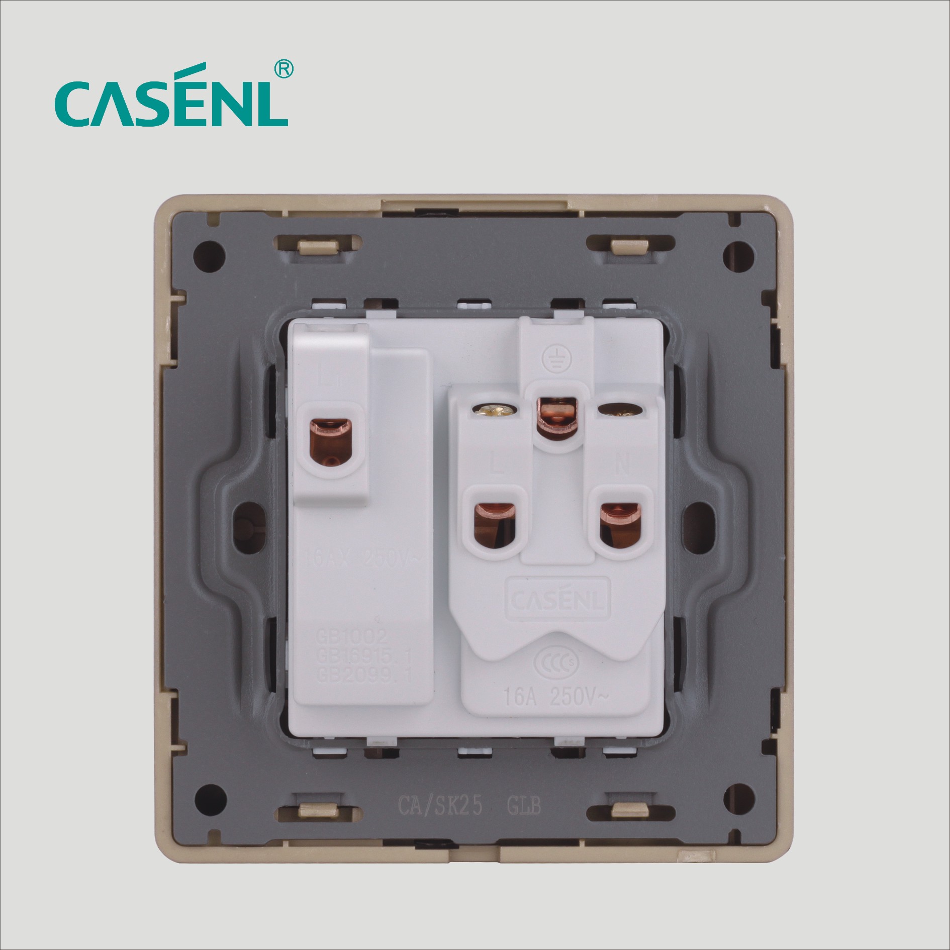 Three Pole Socket 16A 