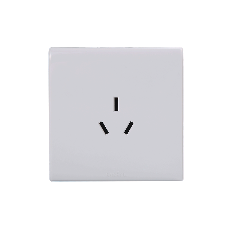 M7 16A Three Lace Sockets