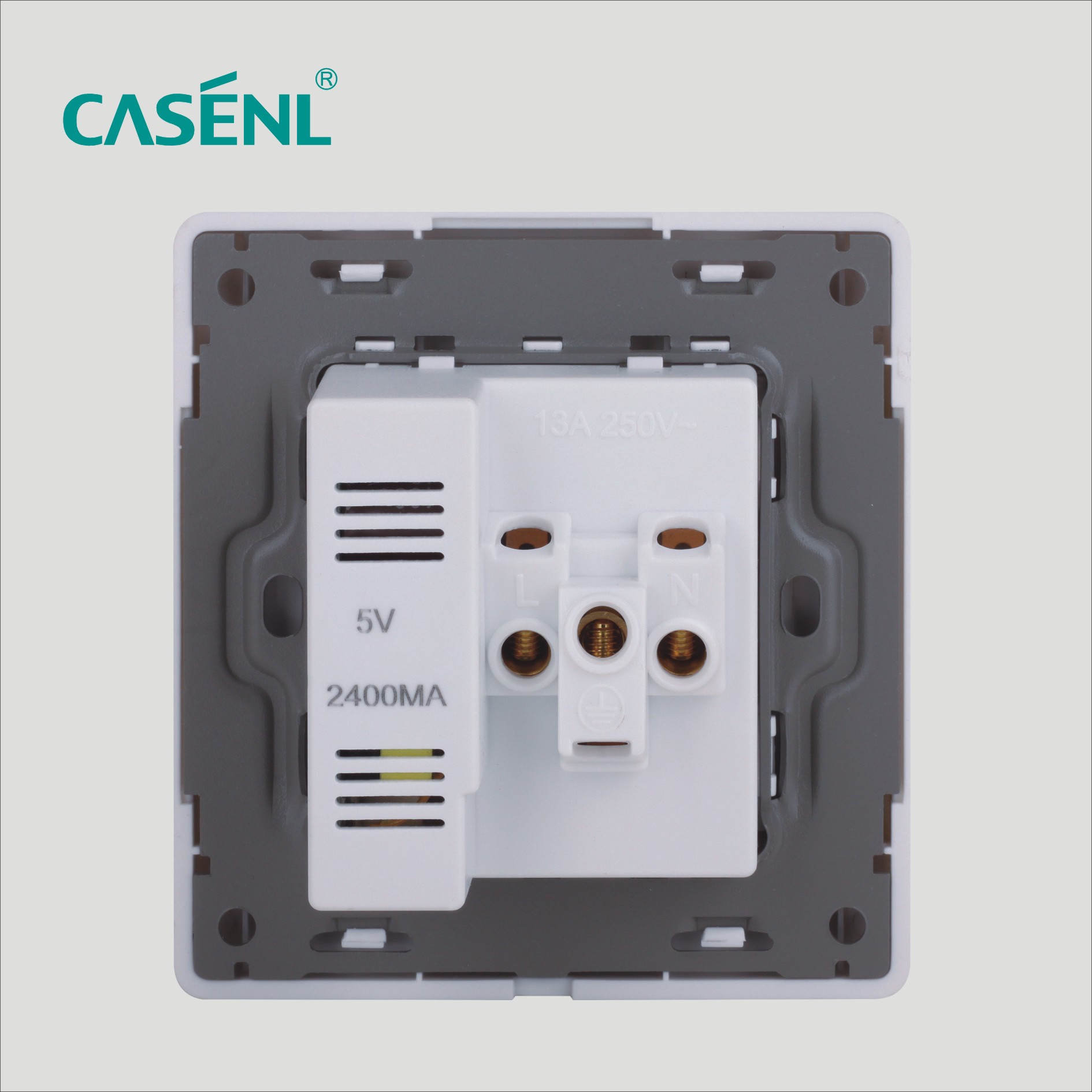 2USB And Two Three Pin Universal Socket